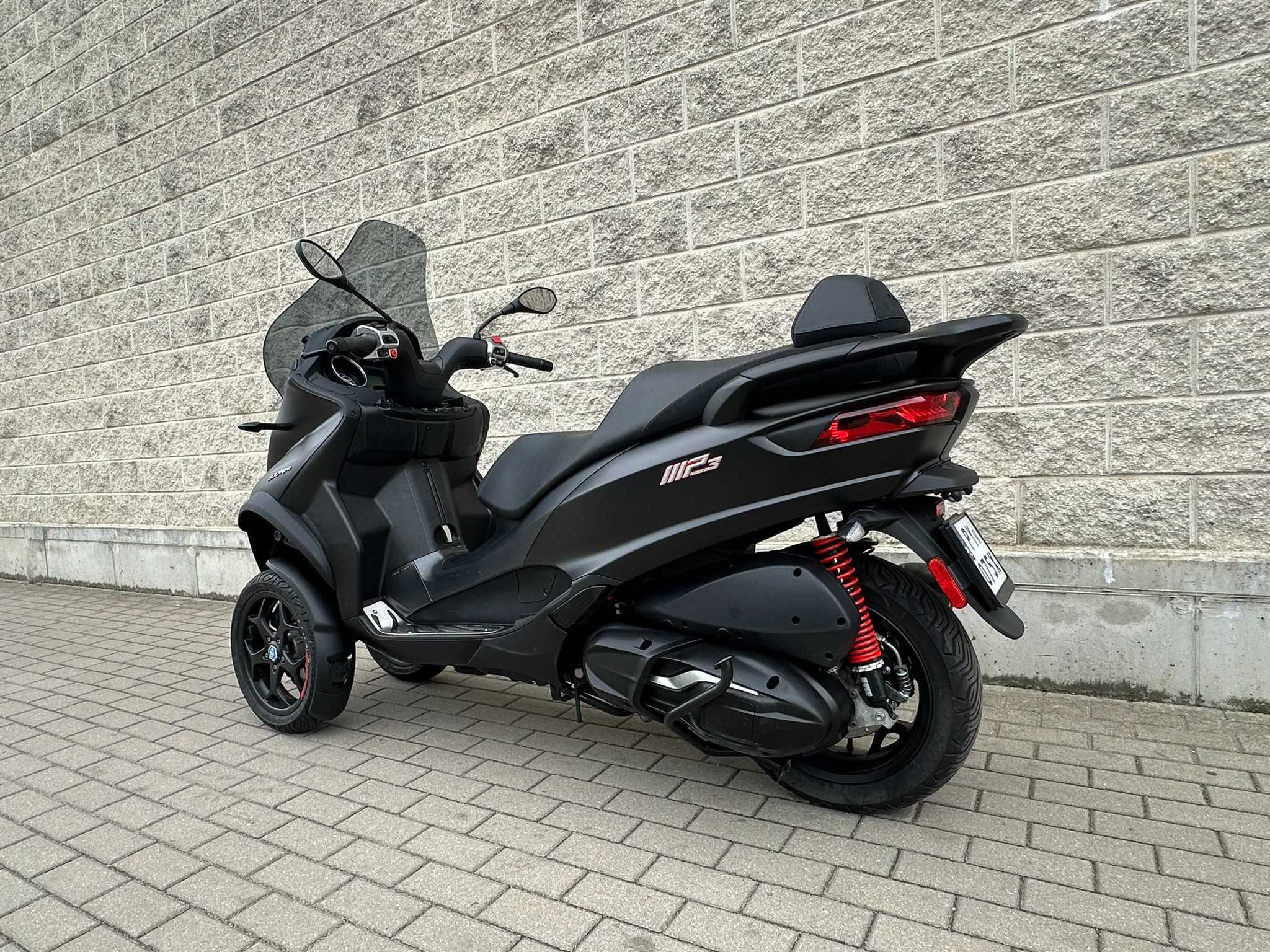 Piaggio MP3 500 HPE Advanced Akrapovic bieg wsteczny LT L5E