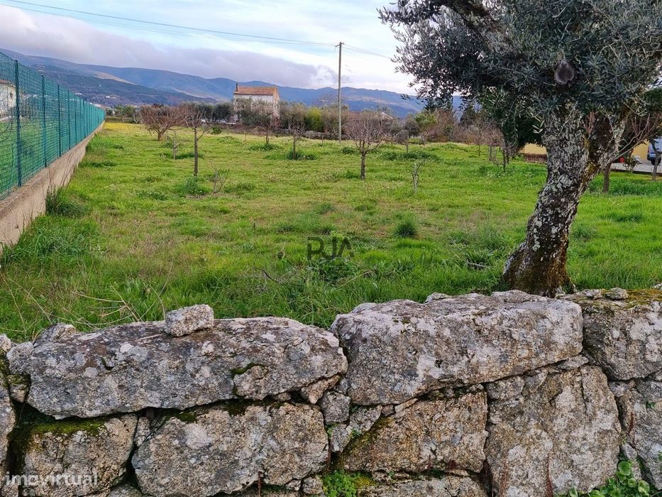 Terreno para construção em Nespereira, Gouveia