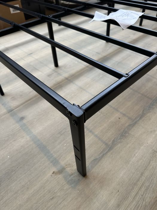 Zinus stelaż łóżko 140x200cm czarne 36cm