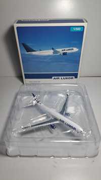 Airbus A330-300 Air Luxor Portugal 1:500