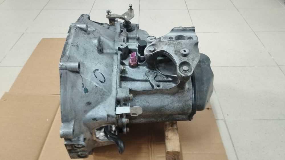 Caixa velocidades Peugeot 207 1.4HDI (20CQ55)
