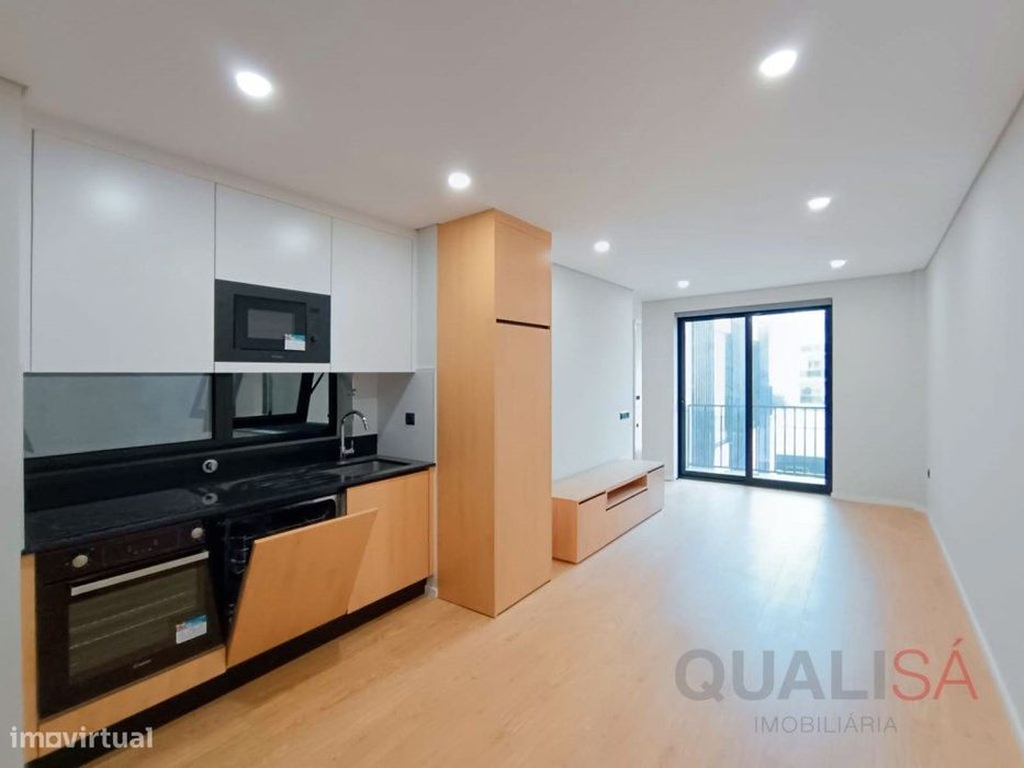 Apartamento T3 novo com lugar de garagem no centro de Braga, na Rua...