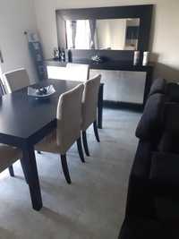 Vendo Mesa de jantar /cadeiras e aparador