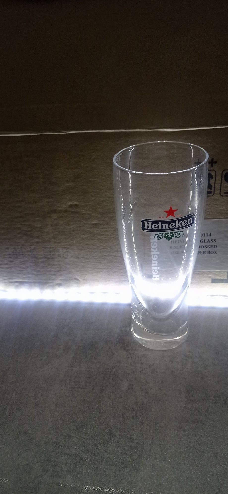 Sprzedam OKAZJA nowe kufle Heineken 0.5
