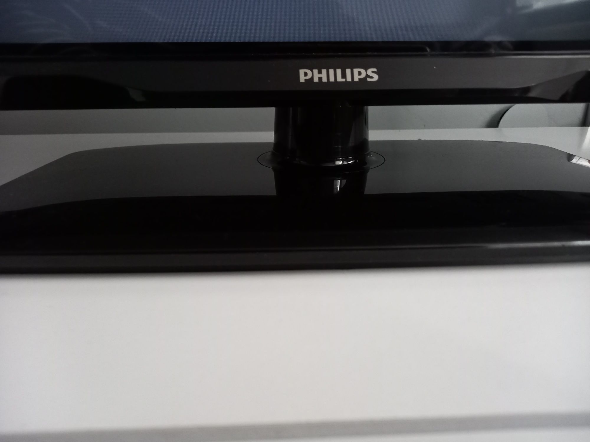 Telewizor LED Philips 32'+ (pilot)