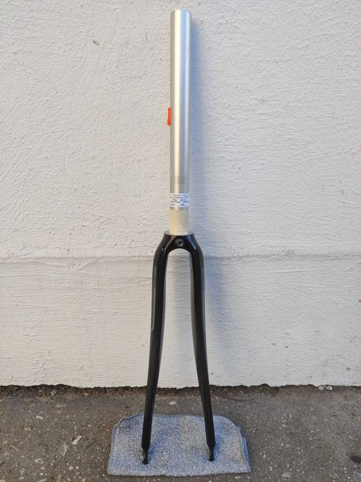 Widelec rowerowy przedni FORCE 1 1/8" szosowy road alu/karbon 28/700c