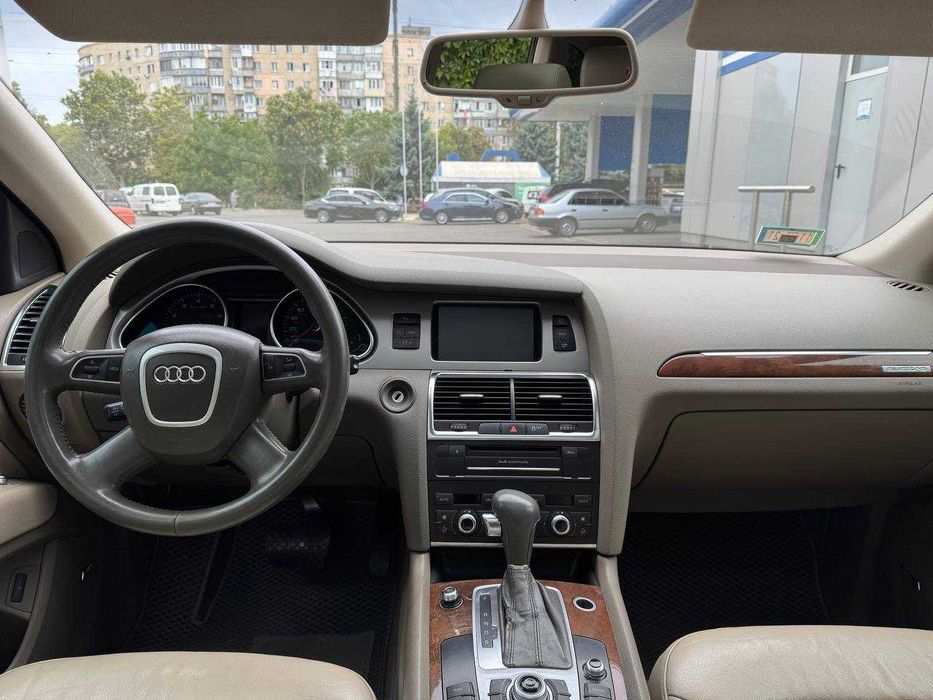 Audi Q7 S-Line 2011