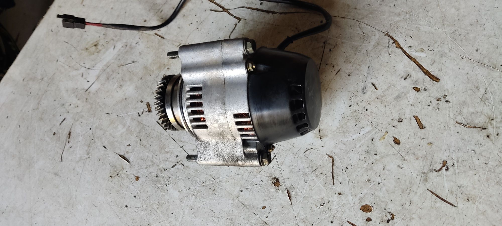 Suzuki Bandit gsf 600 alternator 95-99