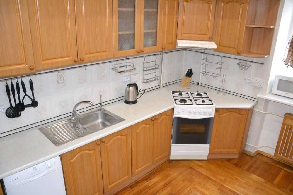 Продаж двокімнатної квартири на бульварі Лесі Українки, 9В