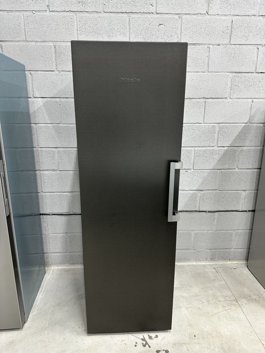 Нова морозильна камера Miele FNS4782/185 см