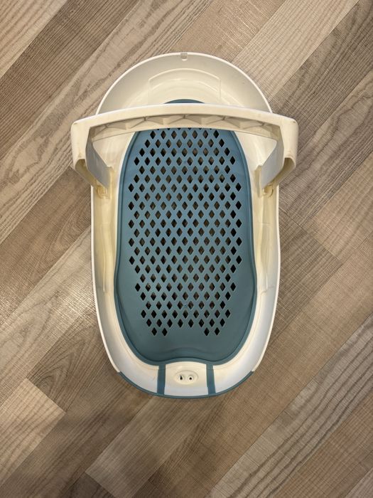 Гірка для купання немовля