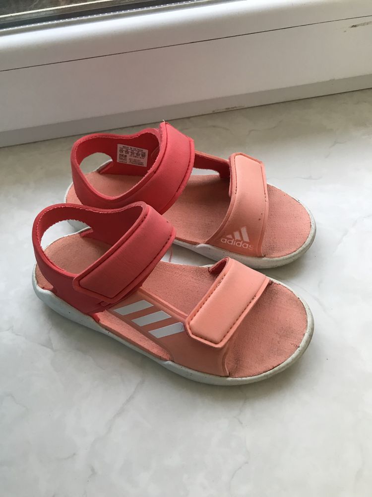 Босоніжки Adidas