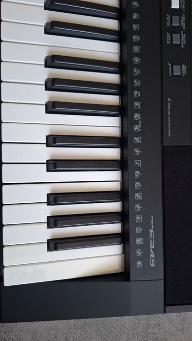 Синтезатор Yamaha per e343