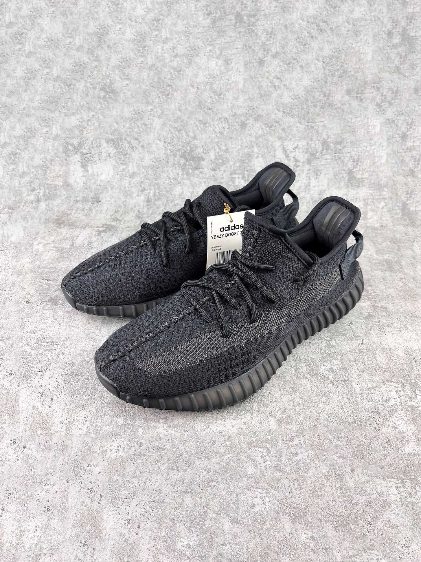 Buty Adidas Yeezy Boost 350 V2 Onyx czarne black kanye west 42 43