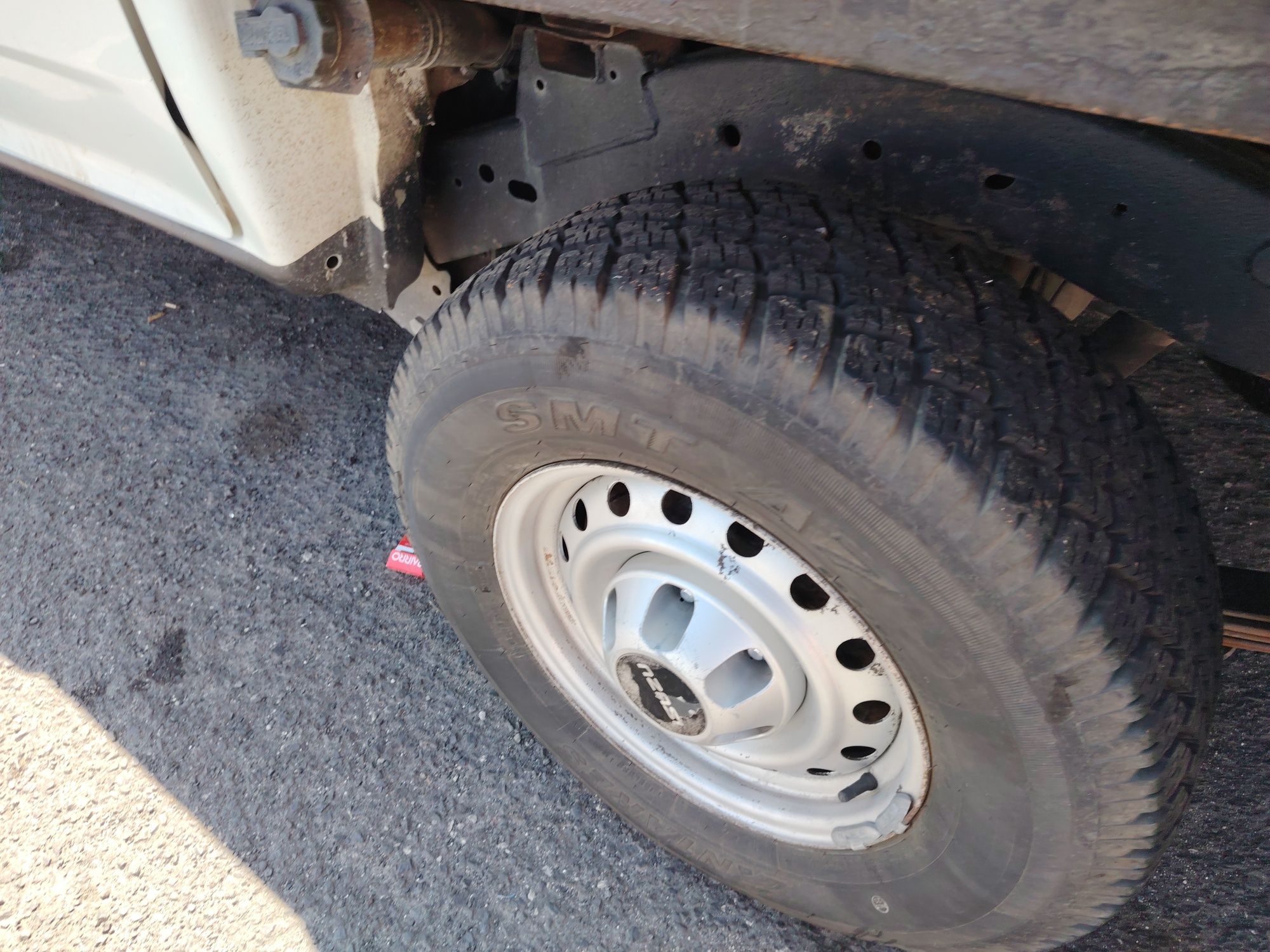 Isuzu  DMax 4x4 6 lug