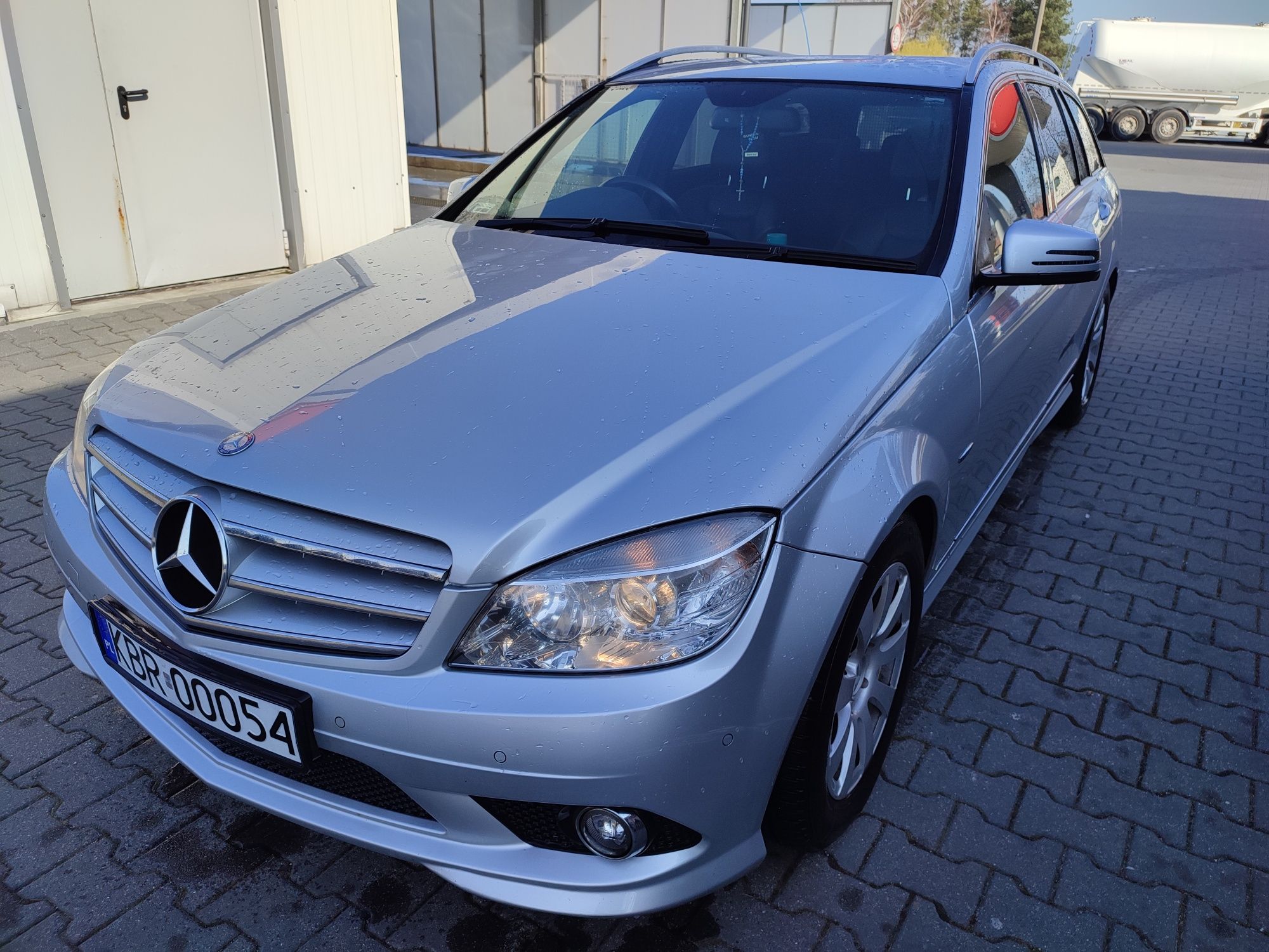 Mercedes C220 CDI 2010r AMG zarejestrowany anglik LALECZKA bez wkładu!