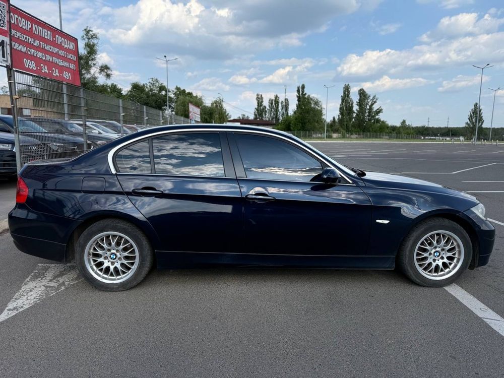BMW (1910) 325I (ВНЕСОК від 30%) Авторинок МЕТРО Кривий Ріг
