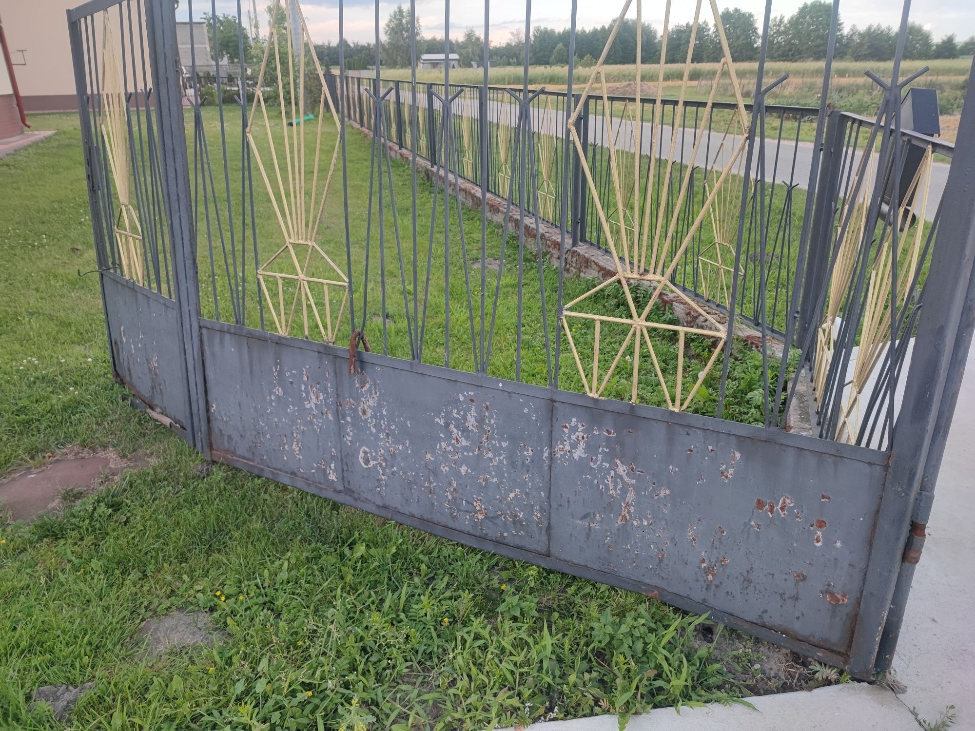 Sprzedam ogrodzenie.