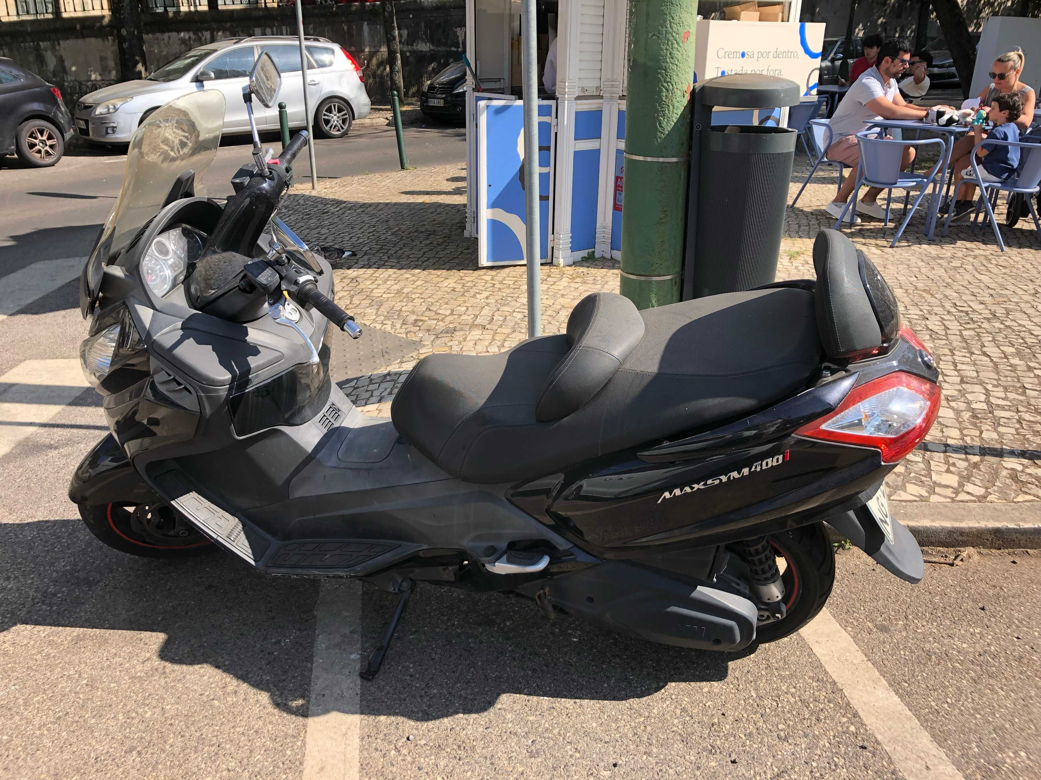 VENDO MAXSYM 400i de 2012