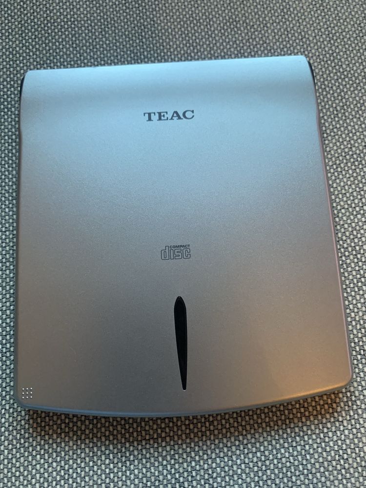 CD-ROM USB portátil TEAC CD-210PU