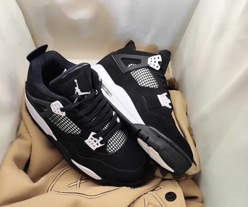 Buty meskie Mokasyny Jordan_4_White_Thunder R.39