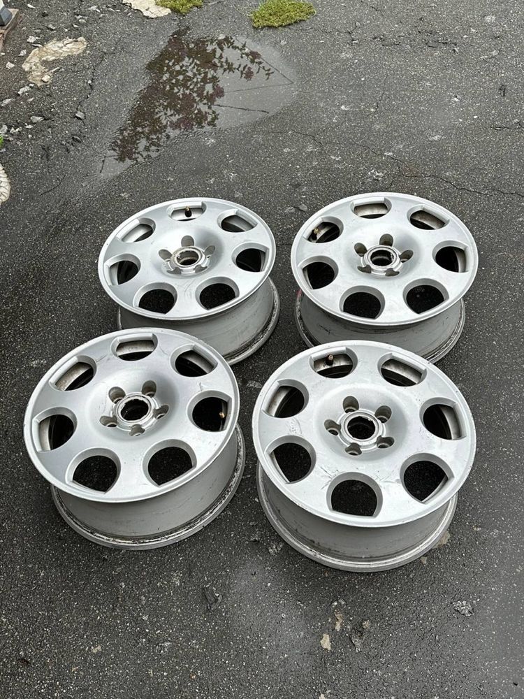 Оригінальні диски Audi R16 5x112