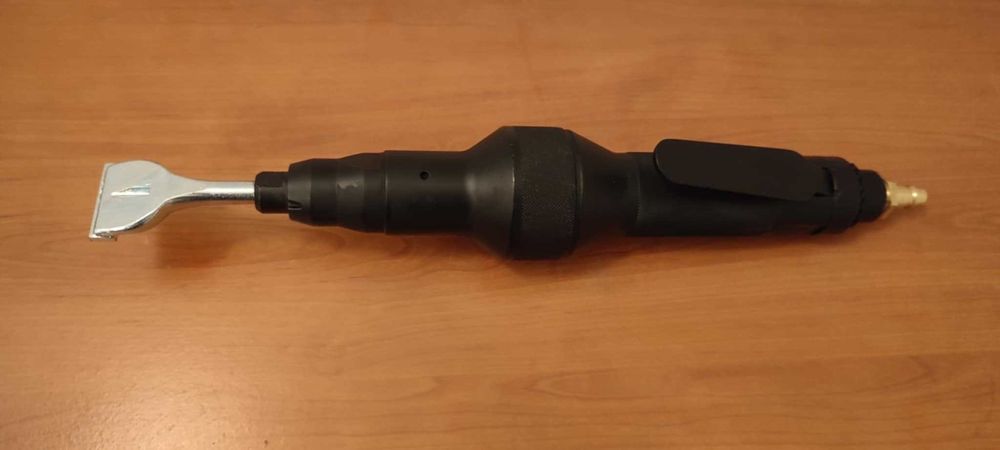 Skrobak Pneumatyczny ESAB HCB