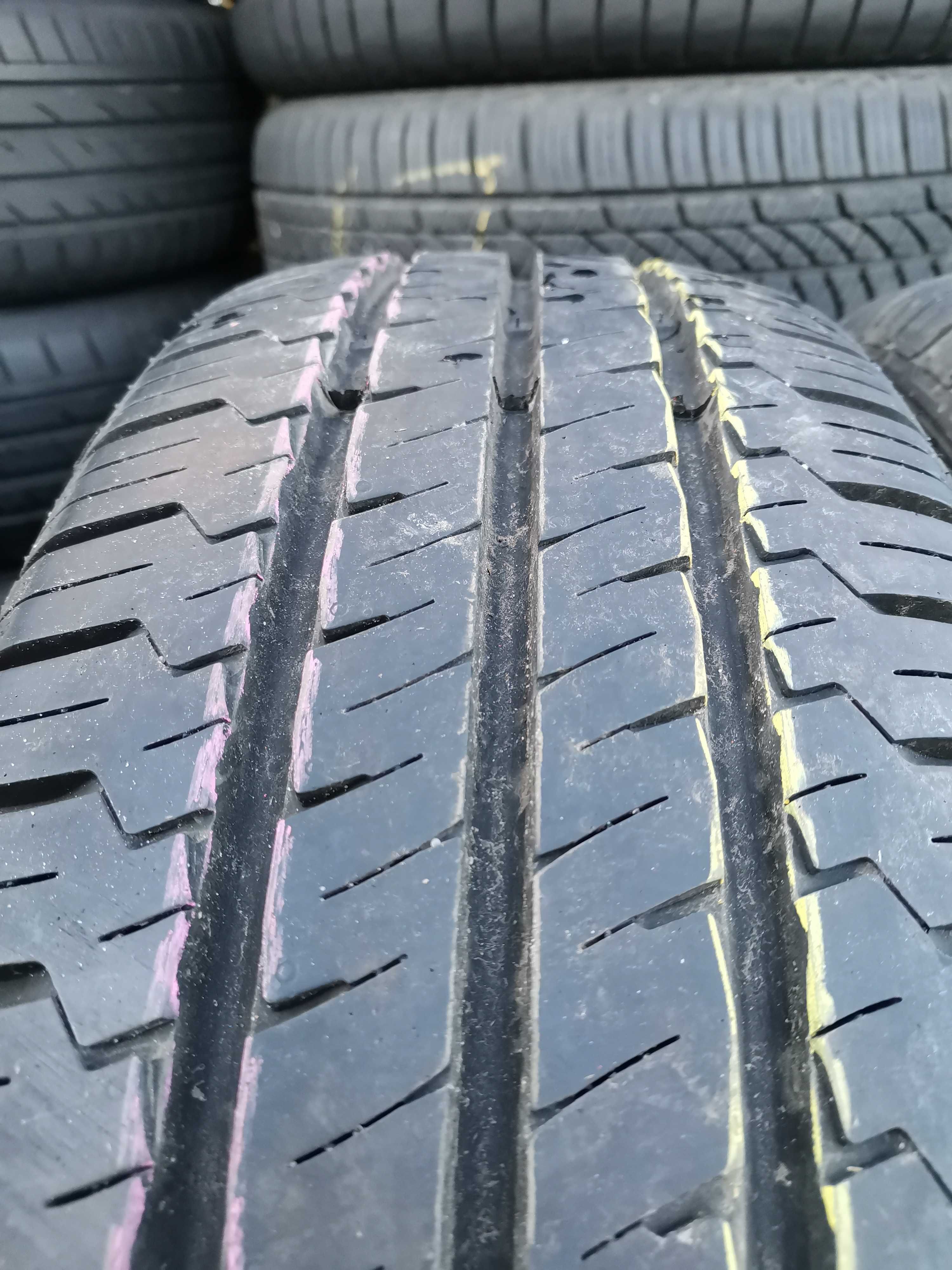 bus lato Hankook 215/65/16C z 2020r 8.5mm 2szt