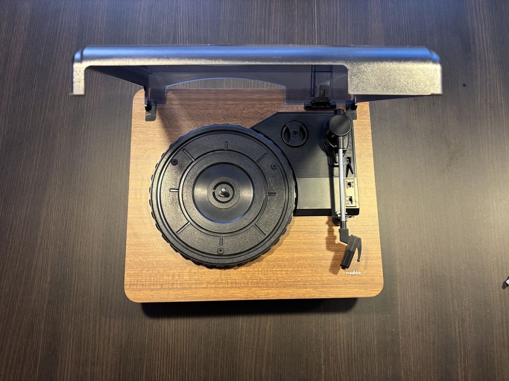 Gramofon nedis turn 200BN brazowy