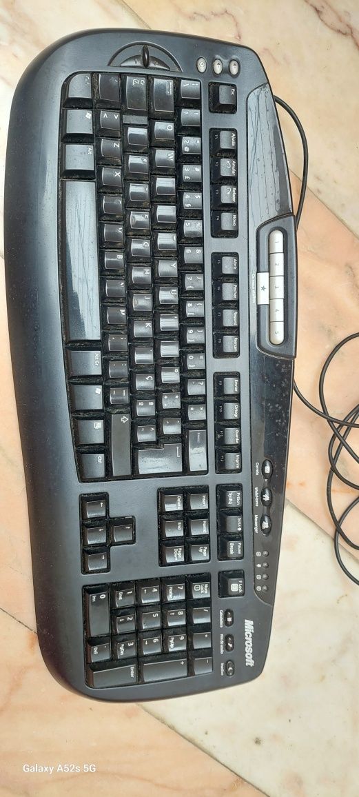 Teclado Microsoft.