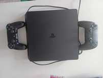 Konsola PS 4 Pro + 2 pady
