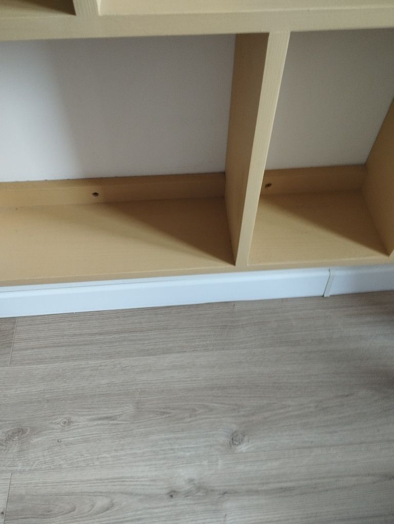 Ikea biblioteczka + półeczki w kształcie domków