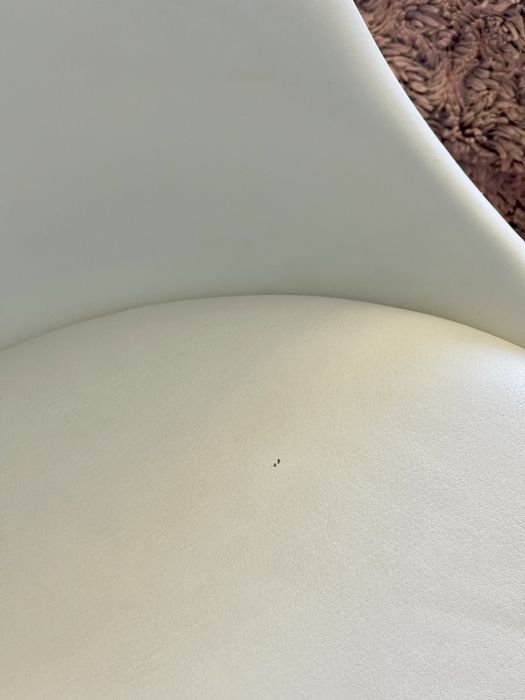 Krzesło białe obrotowe biurowe Black red white