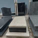 Nagrobek  Granitowy