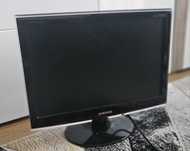 Monitor Samsung  T190, sprawny