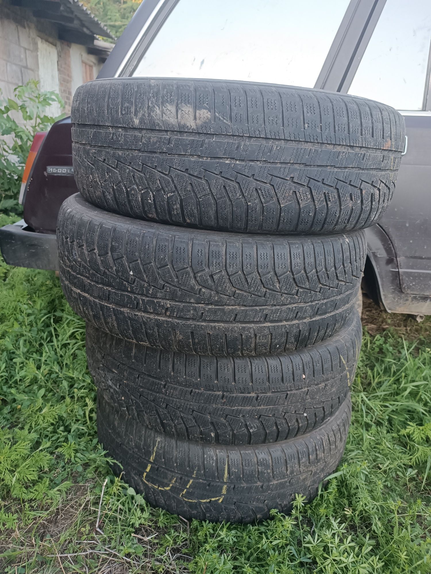 Літня резина 225/60 R17 Б\\У