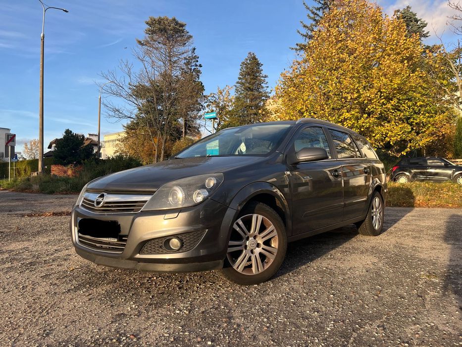 Opel Astra Opel Astra H 1.6, drugi właściciel, bezwypadkowy i na chodzie