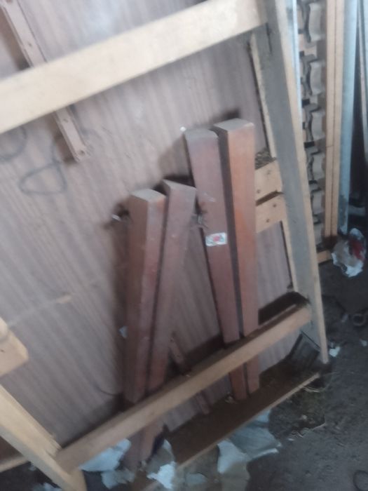 Стіл-книжка , 175×75 см і стіл.