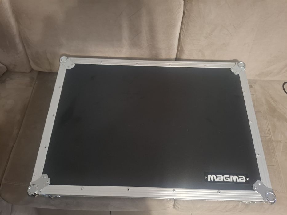 Case Magma do kontrolera Denon MCX 8000