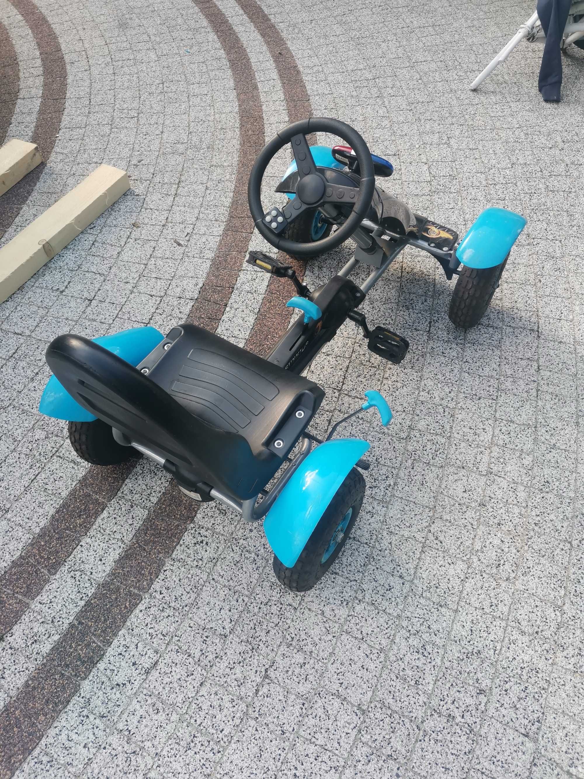 Gokart na pedały dla dziecka niebieski