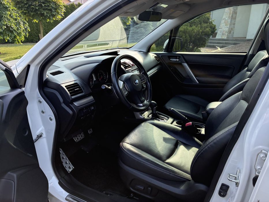 Subaru Forester SJ 2.0 XT Polski salon