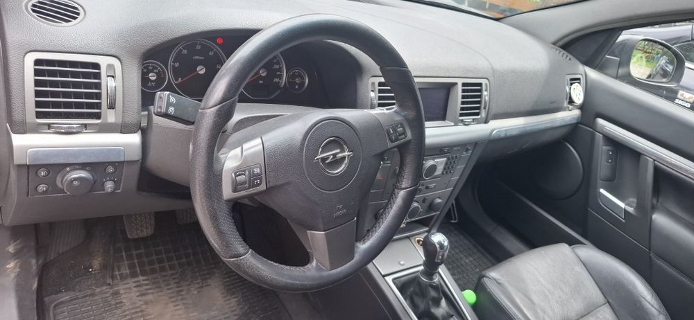 Opel signum vectra c 1.9 cdti 120 km diesel alufelgi 18  irmscher