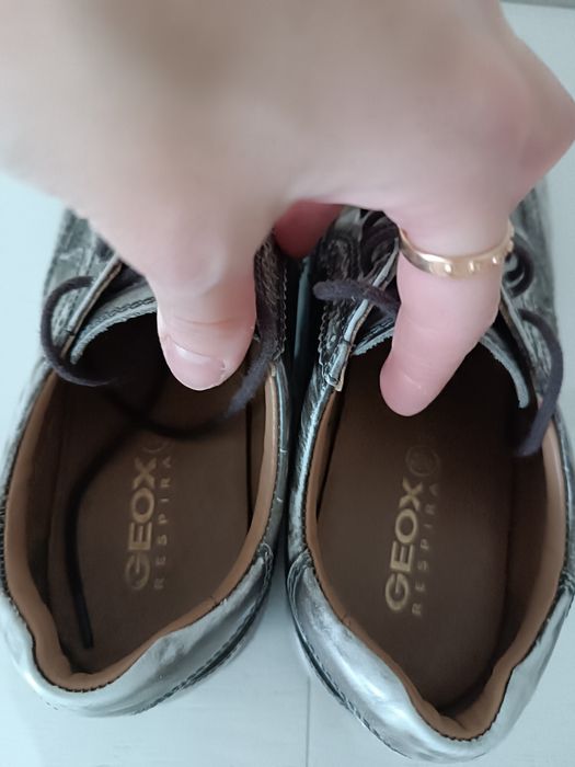 Стильні кросівки/туфлі оксфорди Geox, шкіра, з ефектом потертості