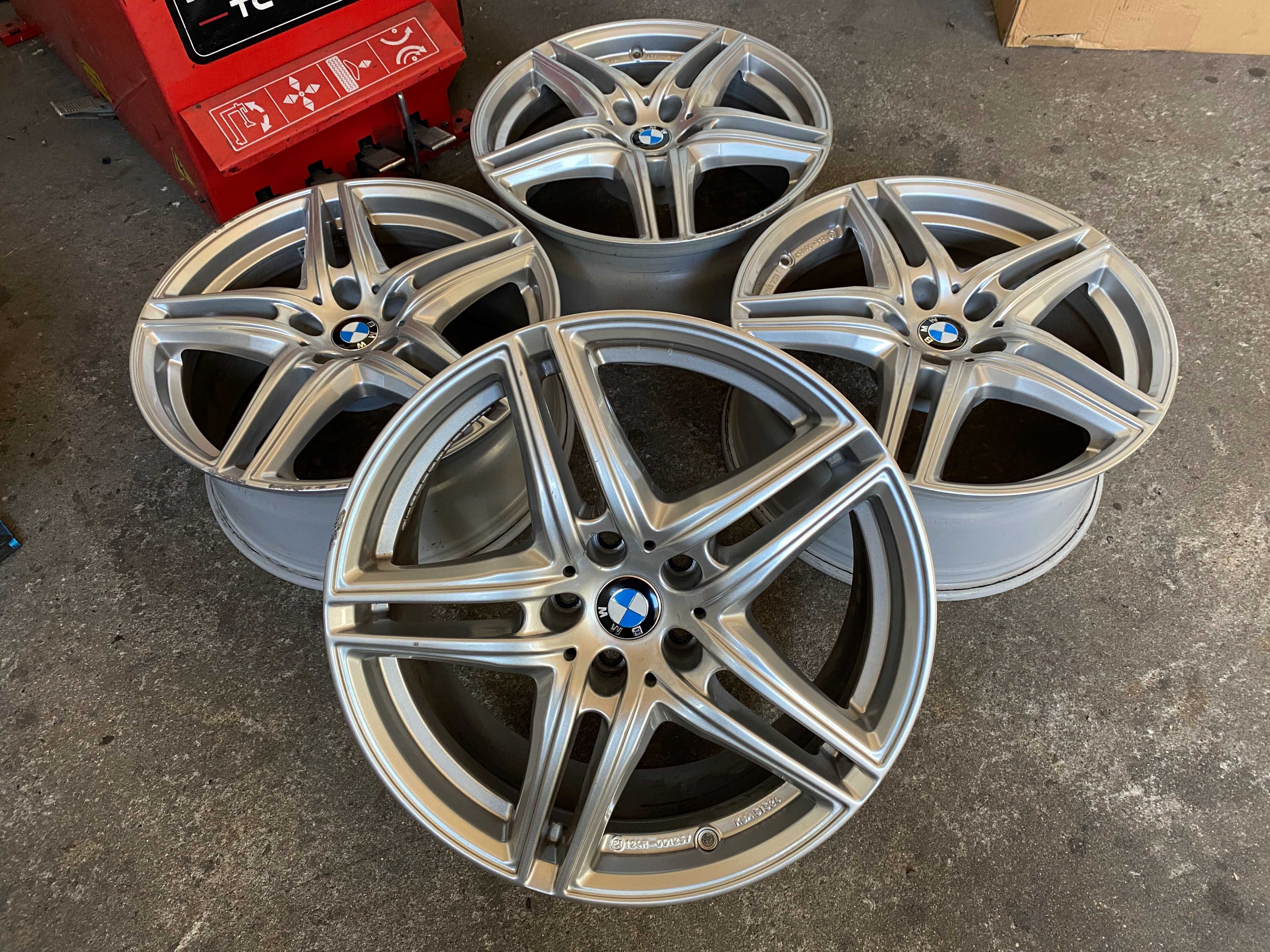 felgi 18 BMW G20 G21 8x18 et30 5x112 66,5mm