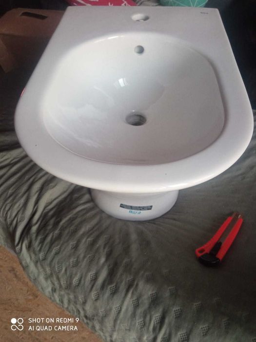 Bidet Roka, nowy. Kompletny.