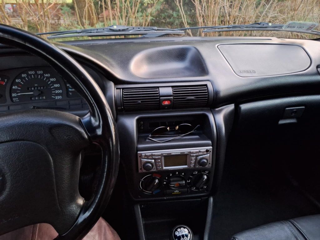 Opel astra f cabrio bertone 1.8 kabriolet