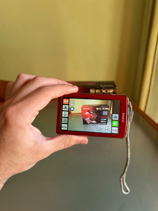 Fujifilm Finepix Z700 EXR - Câmara Digital