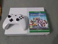 Xbox one s + Pad + gra