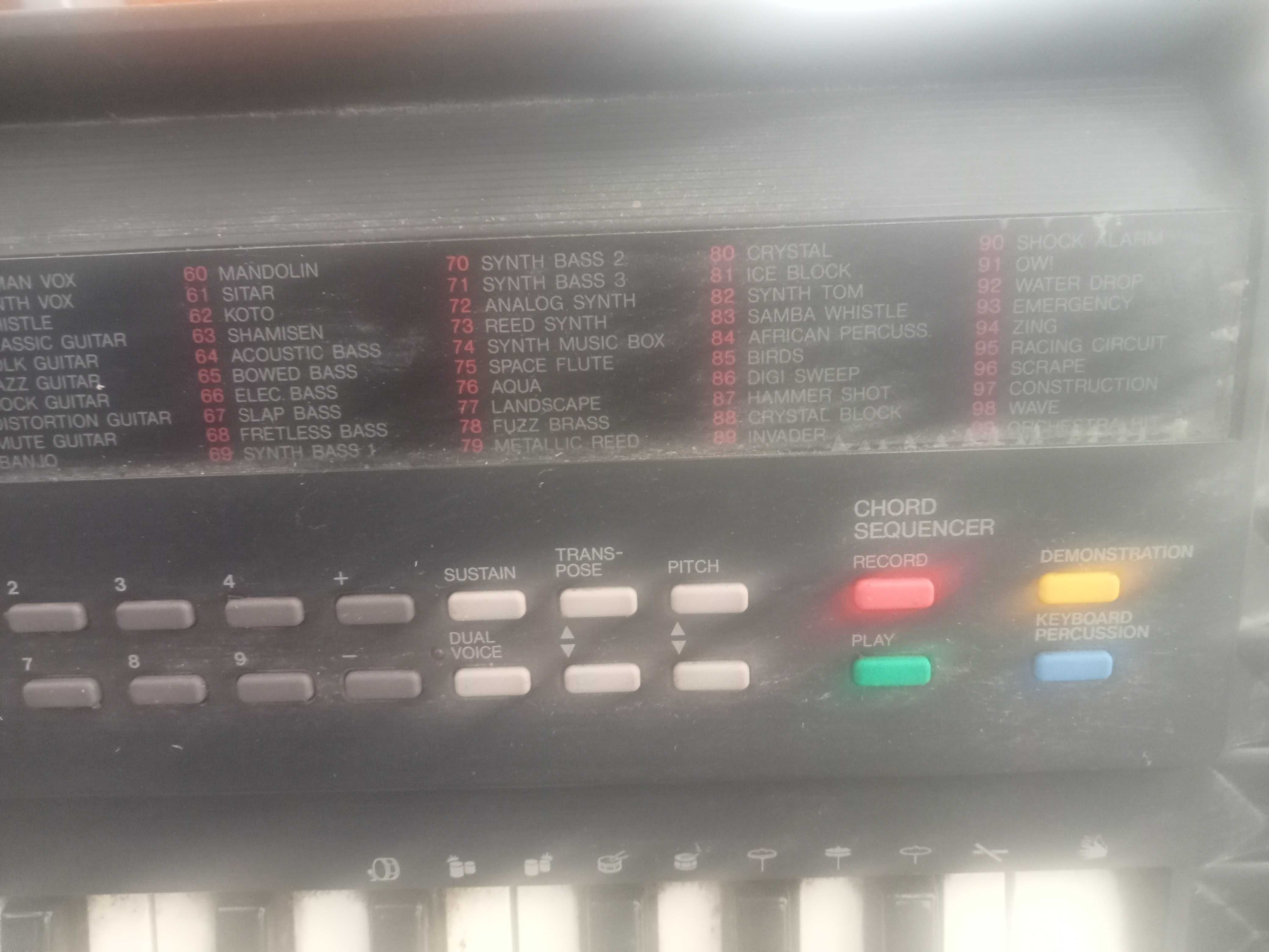 Órgão Yamaha psr-27