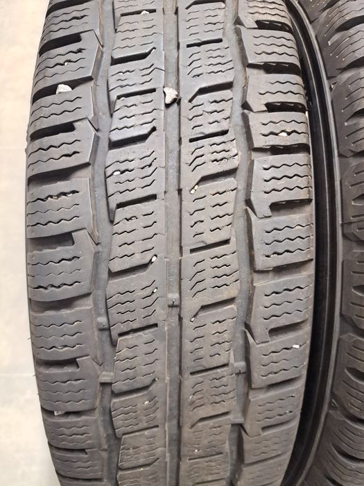 2x opony zimowe zima kumho 8mm 215/75/16c